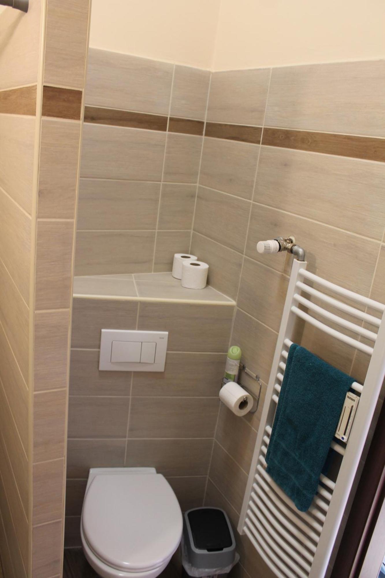 Dolce Vita Apartman เดเบรตเซน ภายนอก รูปภาพ