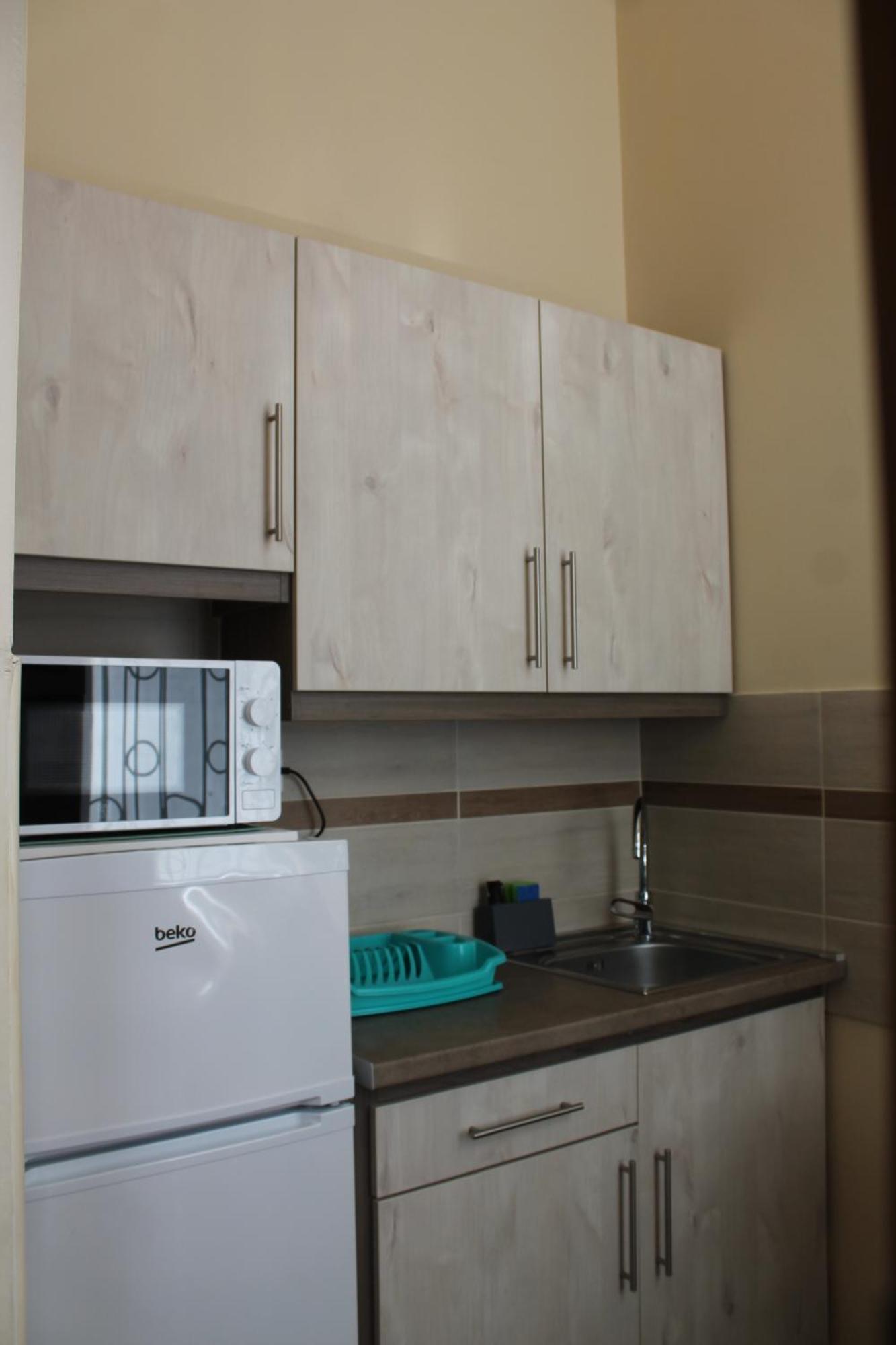 Dolce Vita Apartman เดเบรตเซน ภายนอก รูปภาพ